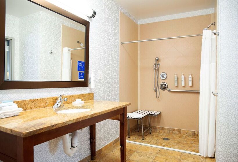 Hampton Inn & Suites Jacksonville