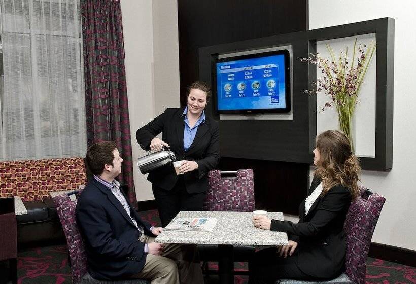 Hampton Inn & Suites Raleigh Downtown