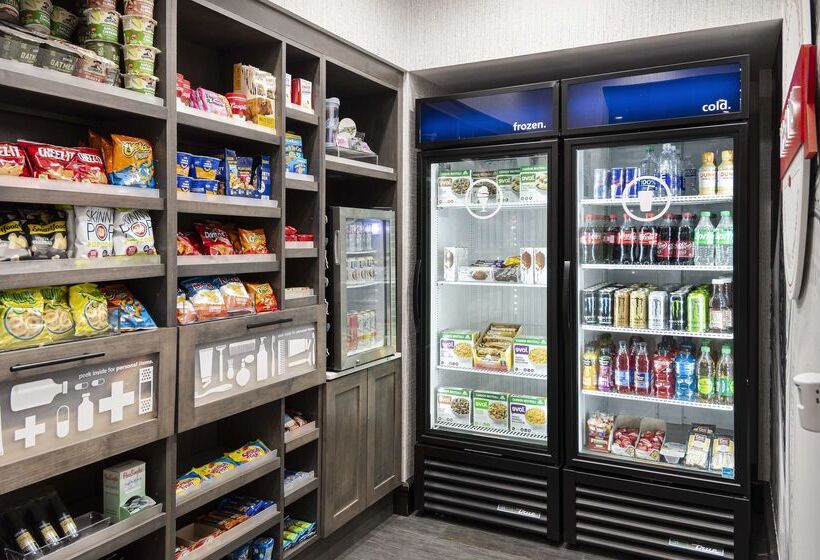 Hampton Inn & Suites Raleigh Downtown