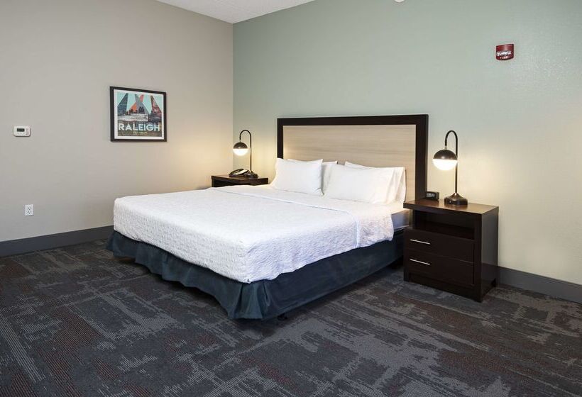 Hampton Inn & Suites Raleigh Downtown
