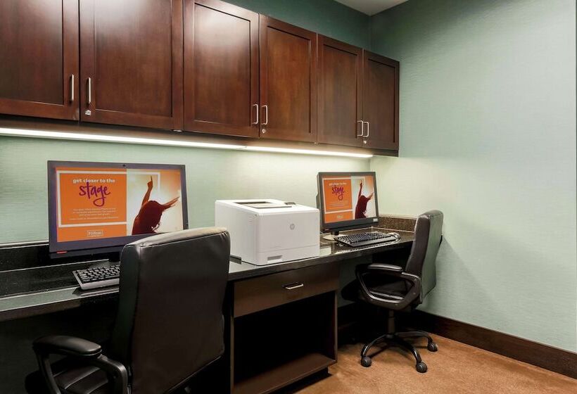 Hampton Inn & Suites Wheelingthe Highlands