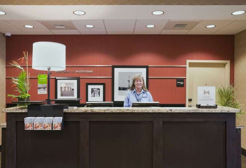 Hampton Inn & Suites Williston