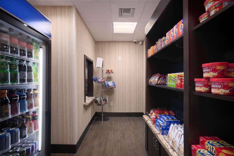 Hampton Inn & Suites Williston