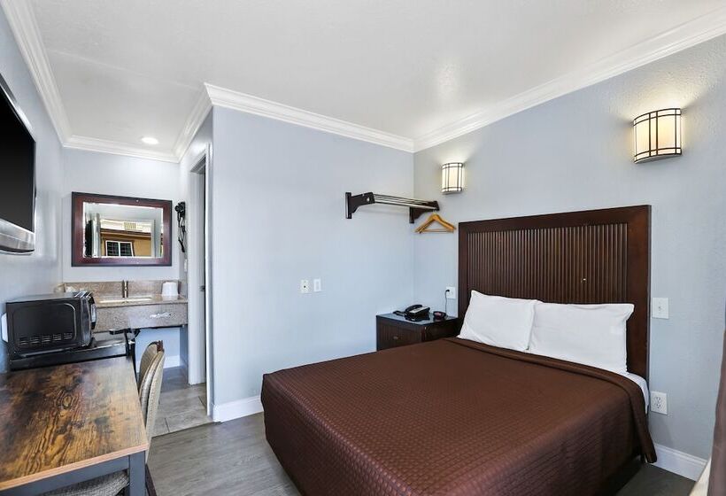 호텔 3rd Avenue Inn