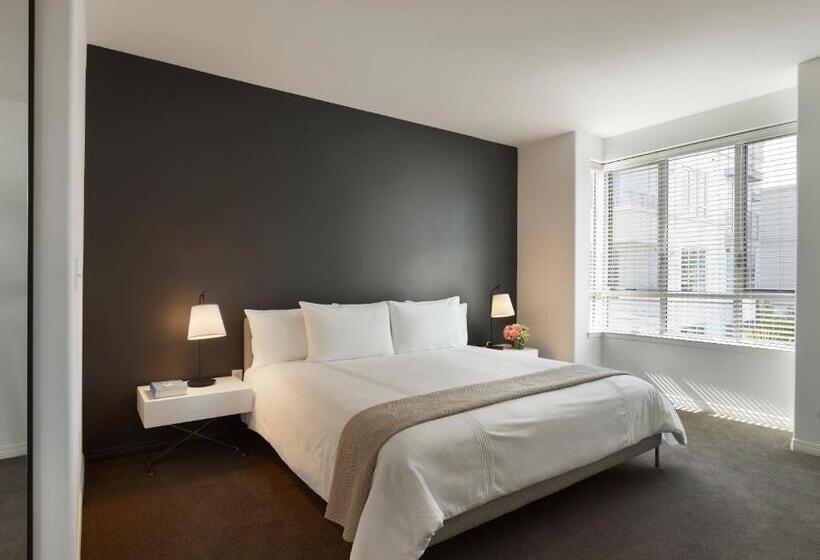 هتل Aka Beverly Hills