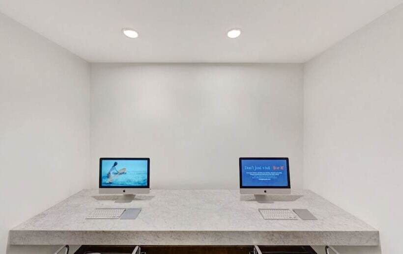 هتل Aka Beverly Hills