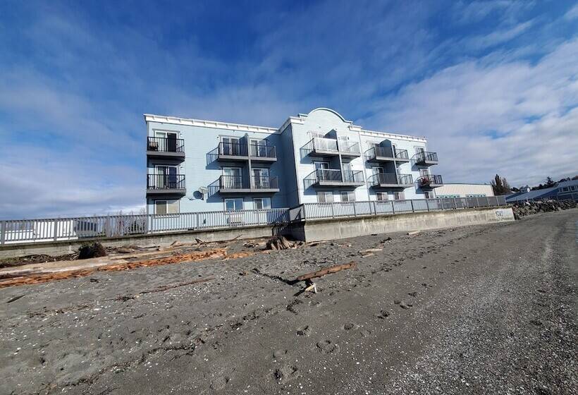 فندق Water Front Inn