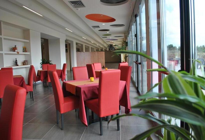 酒店 Althea Palace