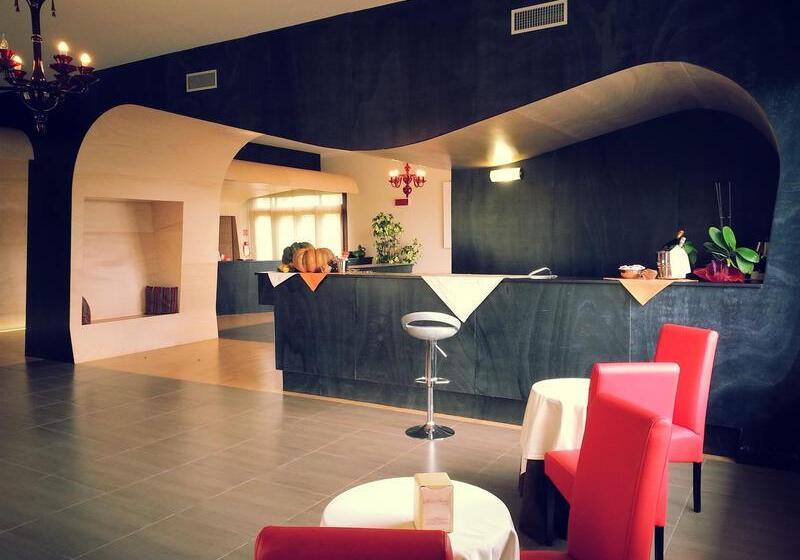 酒店 Althea Palace