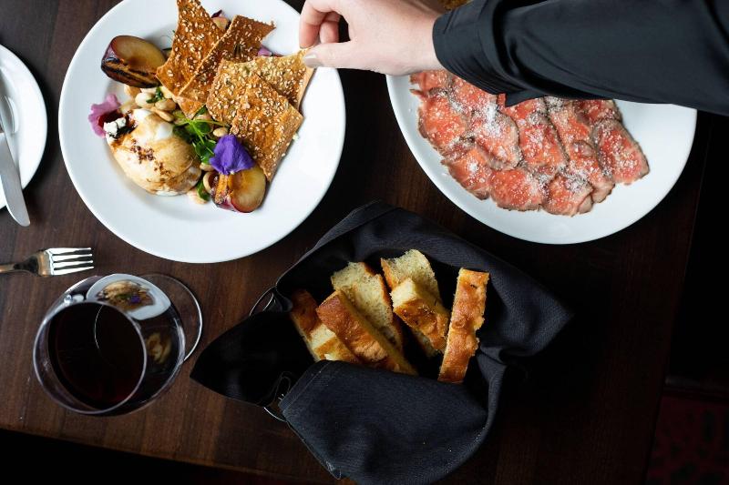 Ambassador Hotel Wichita, Autograph Collection