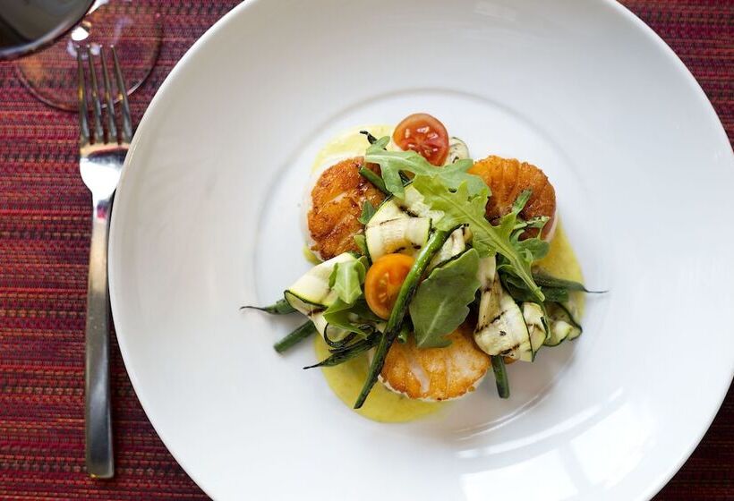 Ambassador Hotel Wichita, Autograph Collection