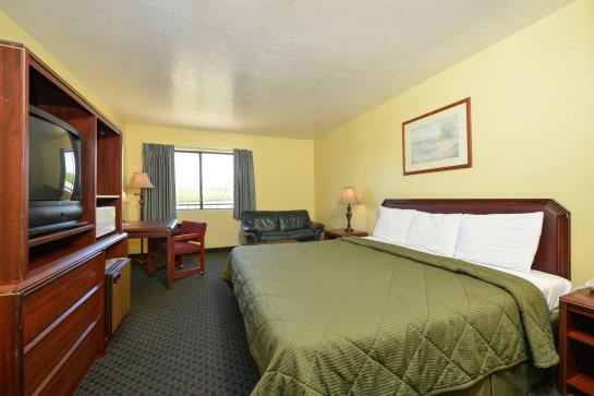 בית מלון כפרי Capital Inn And Suites