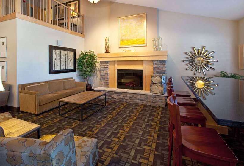 فندق Americinn By Wyndham Osage