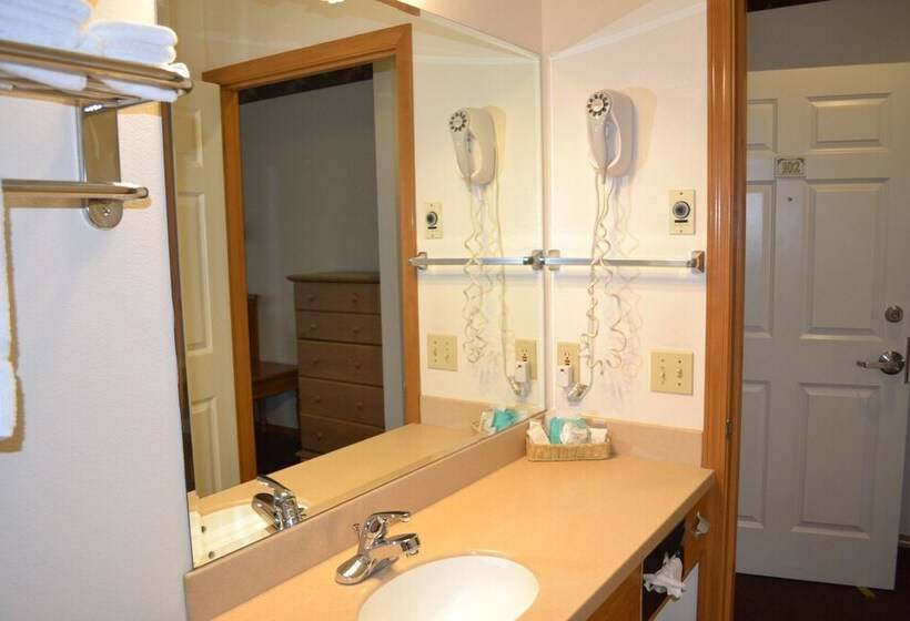 فندق Anaco Bay Inn