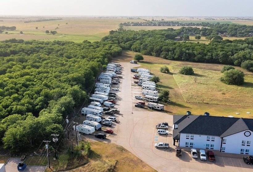 Atria Hotel And Rv Mcgregor