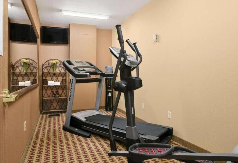 فندق Baymont By Wyndham Jacksonville