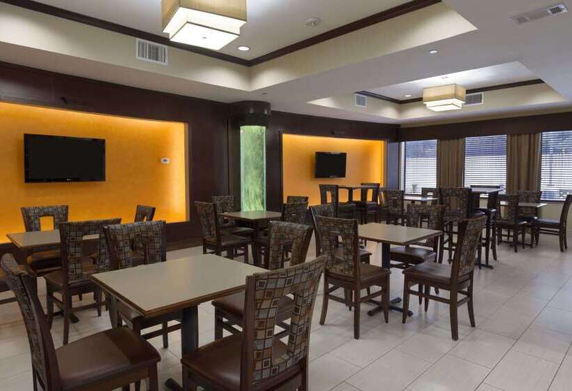 酒店 Baymont By Wyndham Victoria