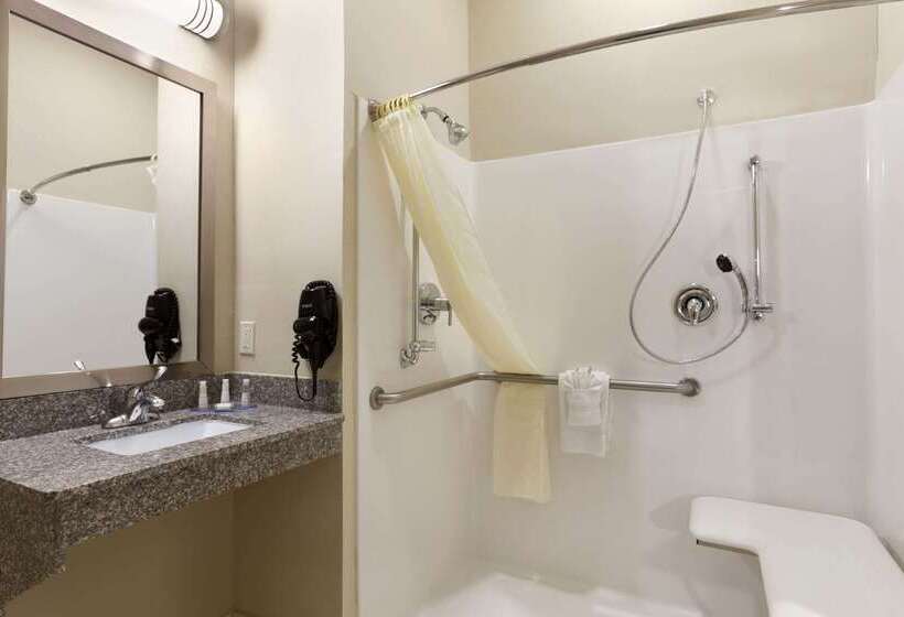 酒店 Baymont By Wyndham Victoria