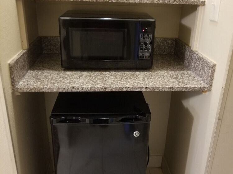 酒店 Baymont By Wyndham Victoria