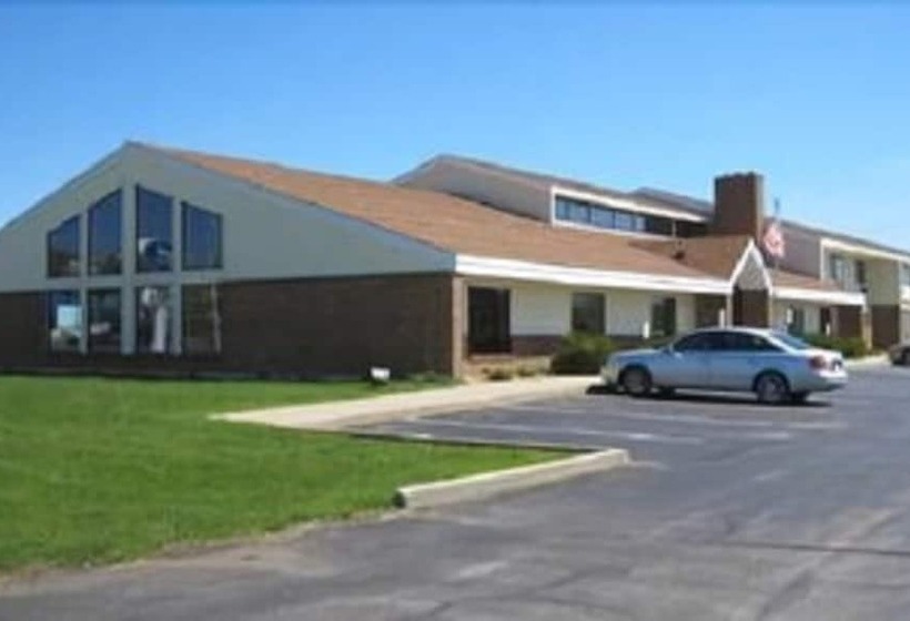 فندق Baymont By Wyndham Waupun