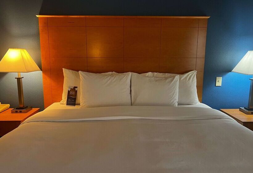 ホテル Baymont By Wyndham Brenham