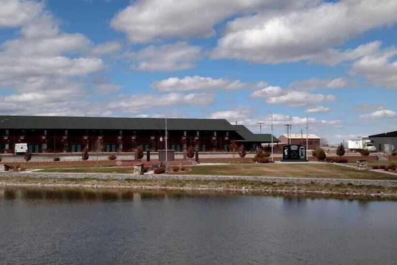 酒店 Beartooth Inn