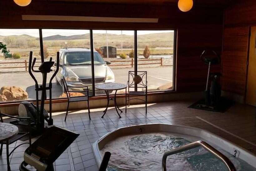 酒店 Beartooth Inn