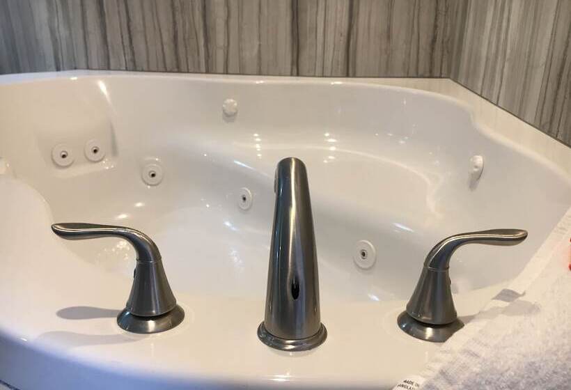 فندق Bellflower Travel Inn