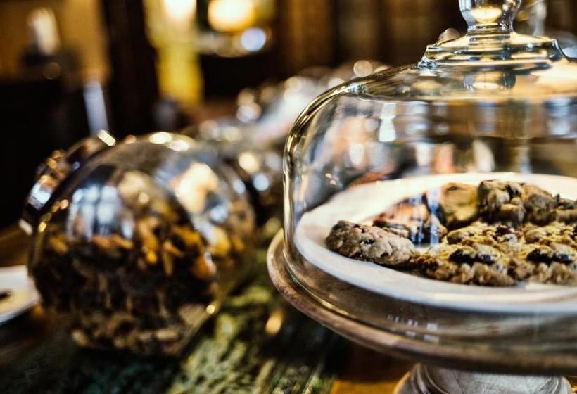 호텔 The Bertram Inn