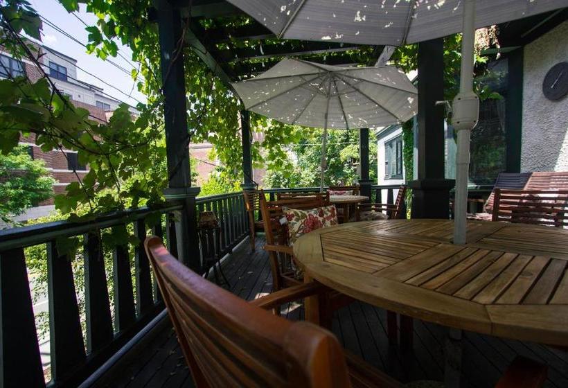 호텔 The Bertram Inn