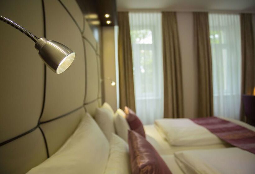 Best Western Plus Hotel Arcadia