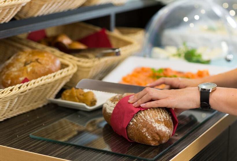 Best Western Plus Hotel Arcadia