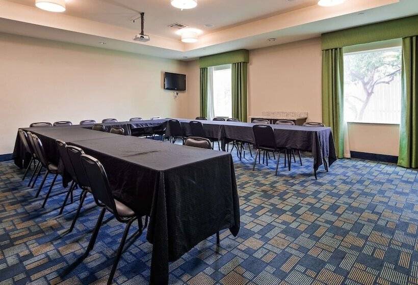 호텔 Best Western Plus Carrizo Springs Inn & Suites