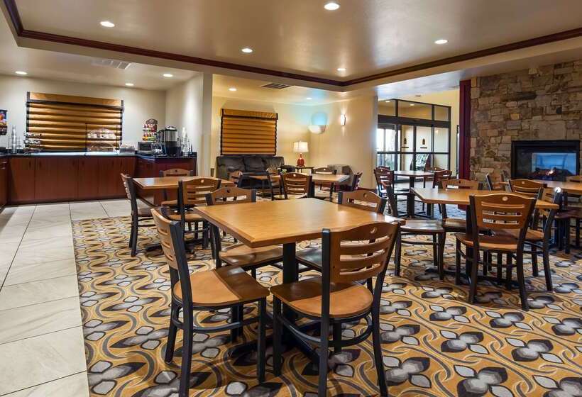 فندق Best Western Shelby Inn & Suites