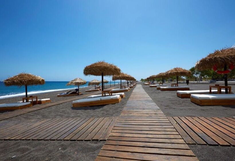 酒店 Black Rose Beach Suites