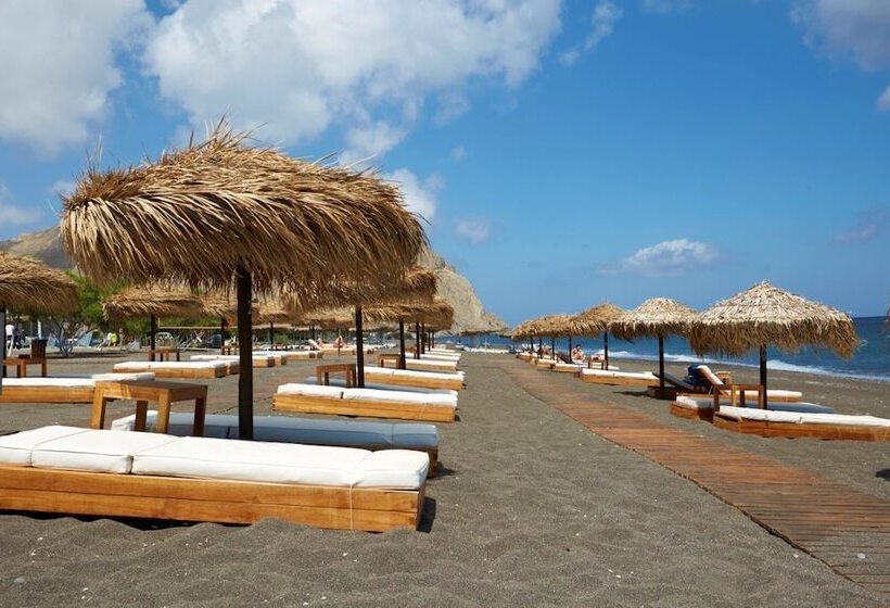 酒店 Black Rose Beach Suites