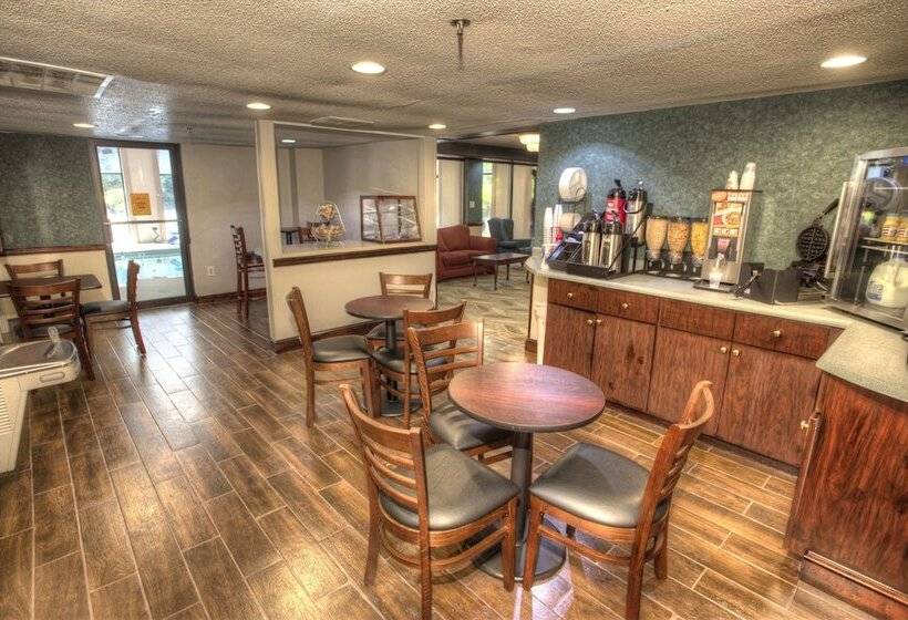 فندق Budgetel Inn And Suites Plus Helen