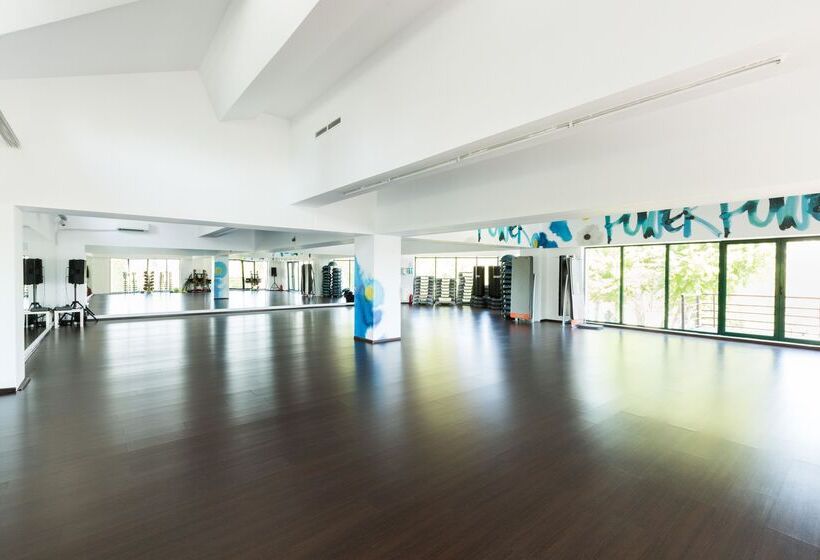 هتل Caro Horoscop