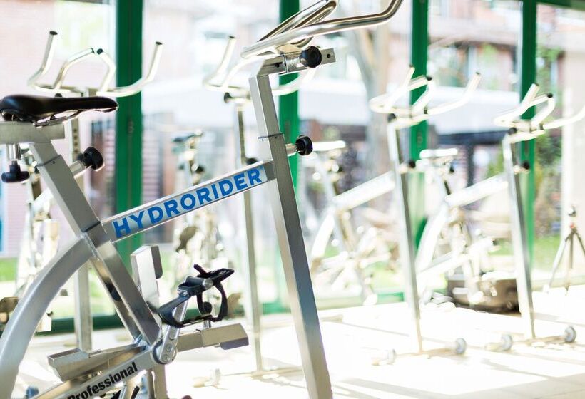 ホテル Caro Horoscop