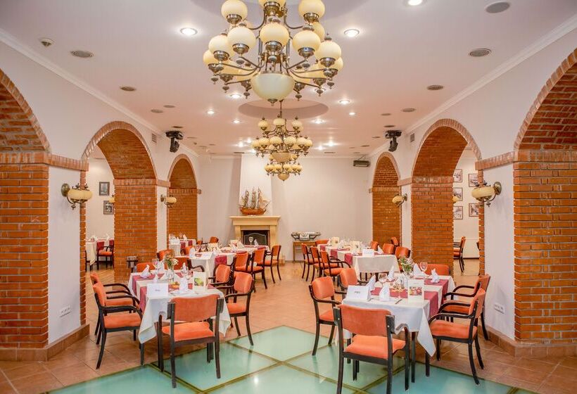 ホテル Caro Horoscop