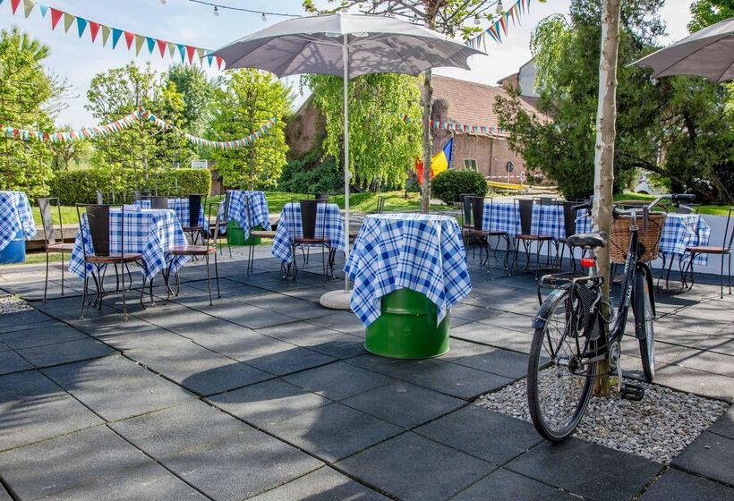 هتل Caro Horoscop