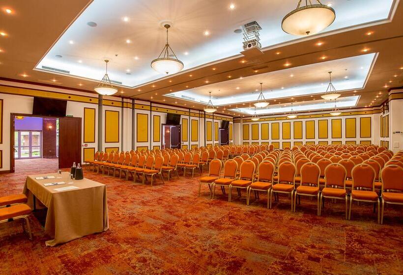 ホテル Caro Horoscop