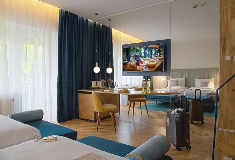 ホテル Caro Horoscop