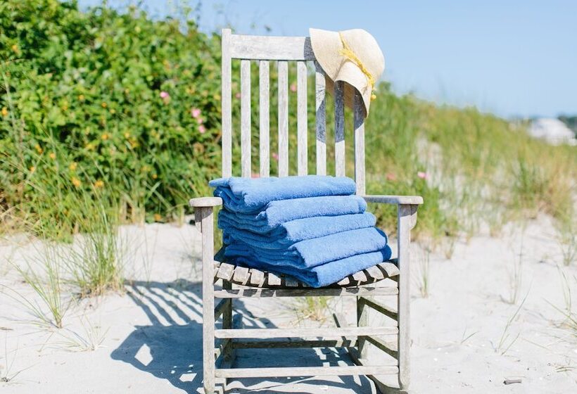 Отель Castle Hill Inn