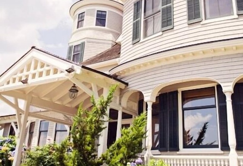 Отель Castle Hill Inn