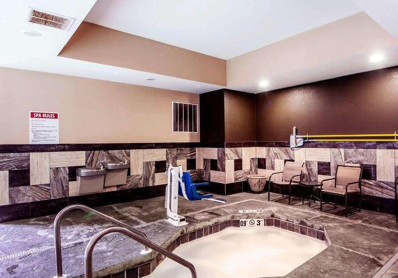 فندق Comfort Inn & Suites