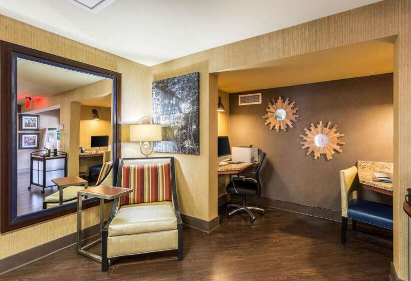 فندق Comfort Inn