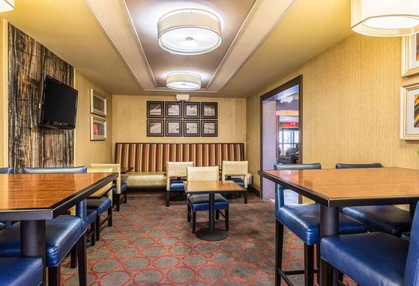 فندق Comfort Inn