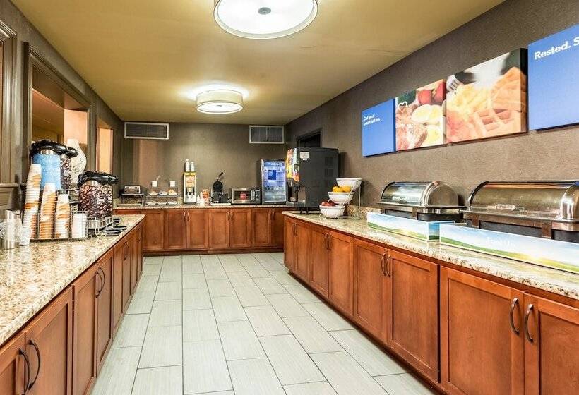 فندق Comfort Inn