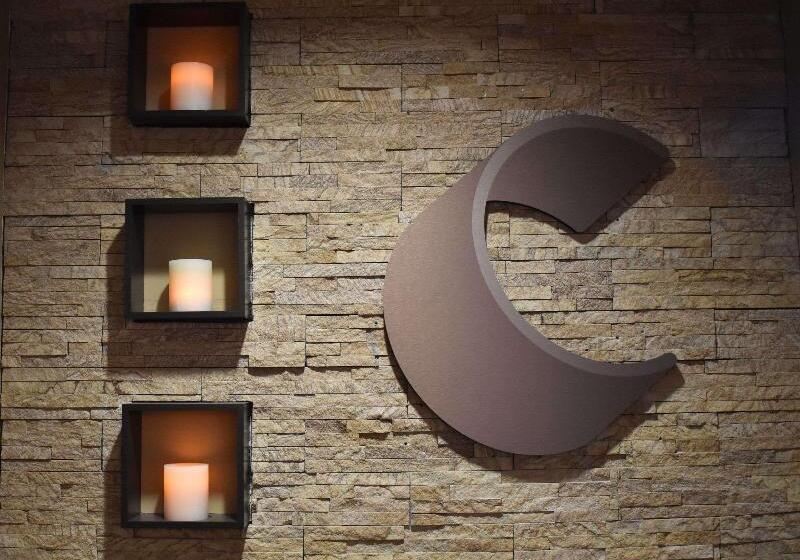 Отель Comfort Suites